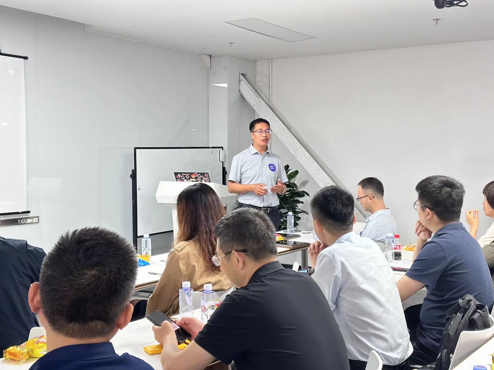 DXP数字体验平台与CMS内容管理系统的区别